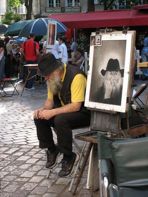 Pašportrets, Parīze. Vladimira Nikonova foto. Pašportrets, Parīze. Vladimira Nikonova foto.